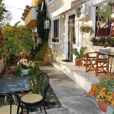 Maison d'hôtes Pensiunea Sydney 3*